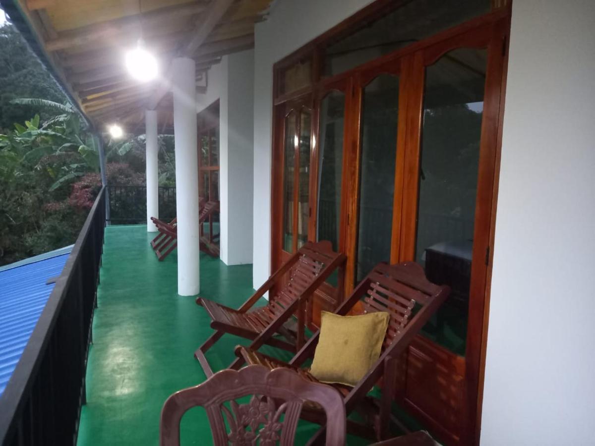 Chamodya Home Stay Елла Екстер'єр фото